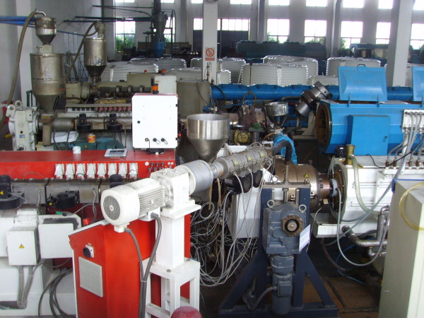PP-R Pipe Extruding Machine